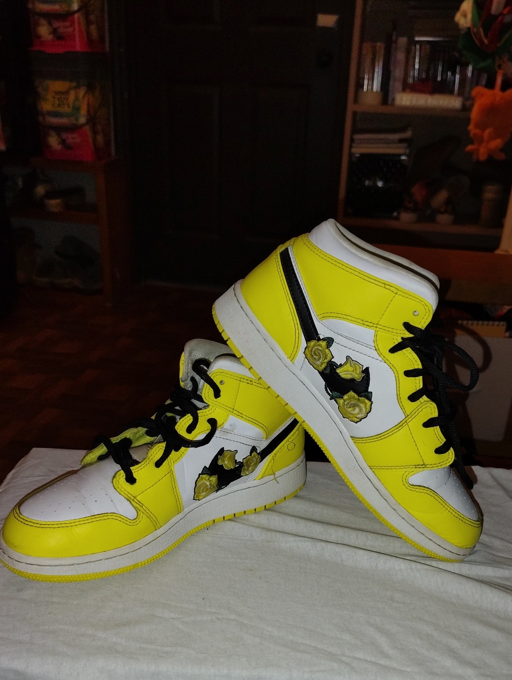 Nike Kids Yellow White High-Top Air Jordans